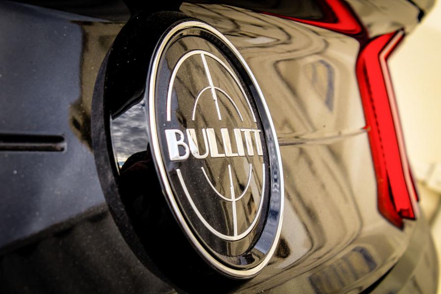 Логотип Ford Mustang Bullitt 2018 года  (NA) (фото 37 из 40)